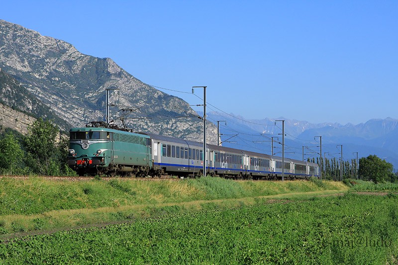 BB 25236(2).JPG